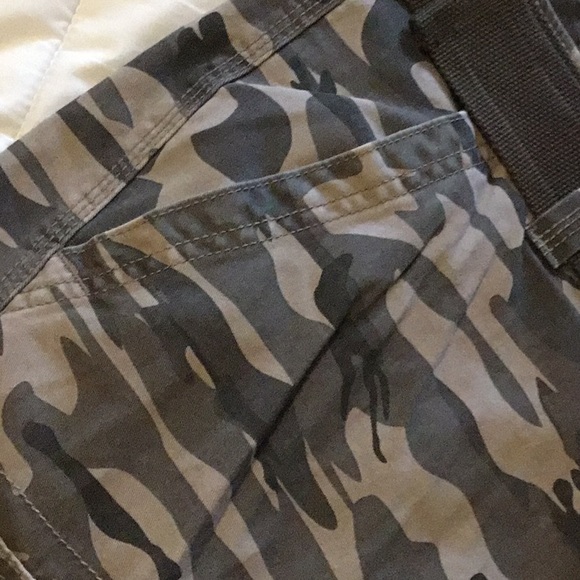 DUNGAREES MEN SHORTS - Picture 4 of 9